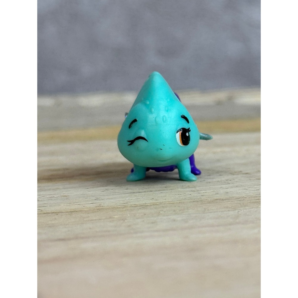 Hatchimal Colleggtible Water Drop Chameleon‎ Mini Figure Toy Kids Play Fun